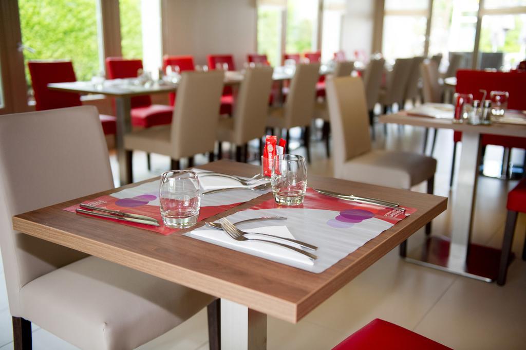 Campanile Reims Ouest - Hotel