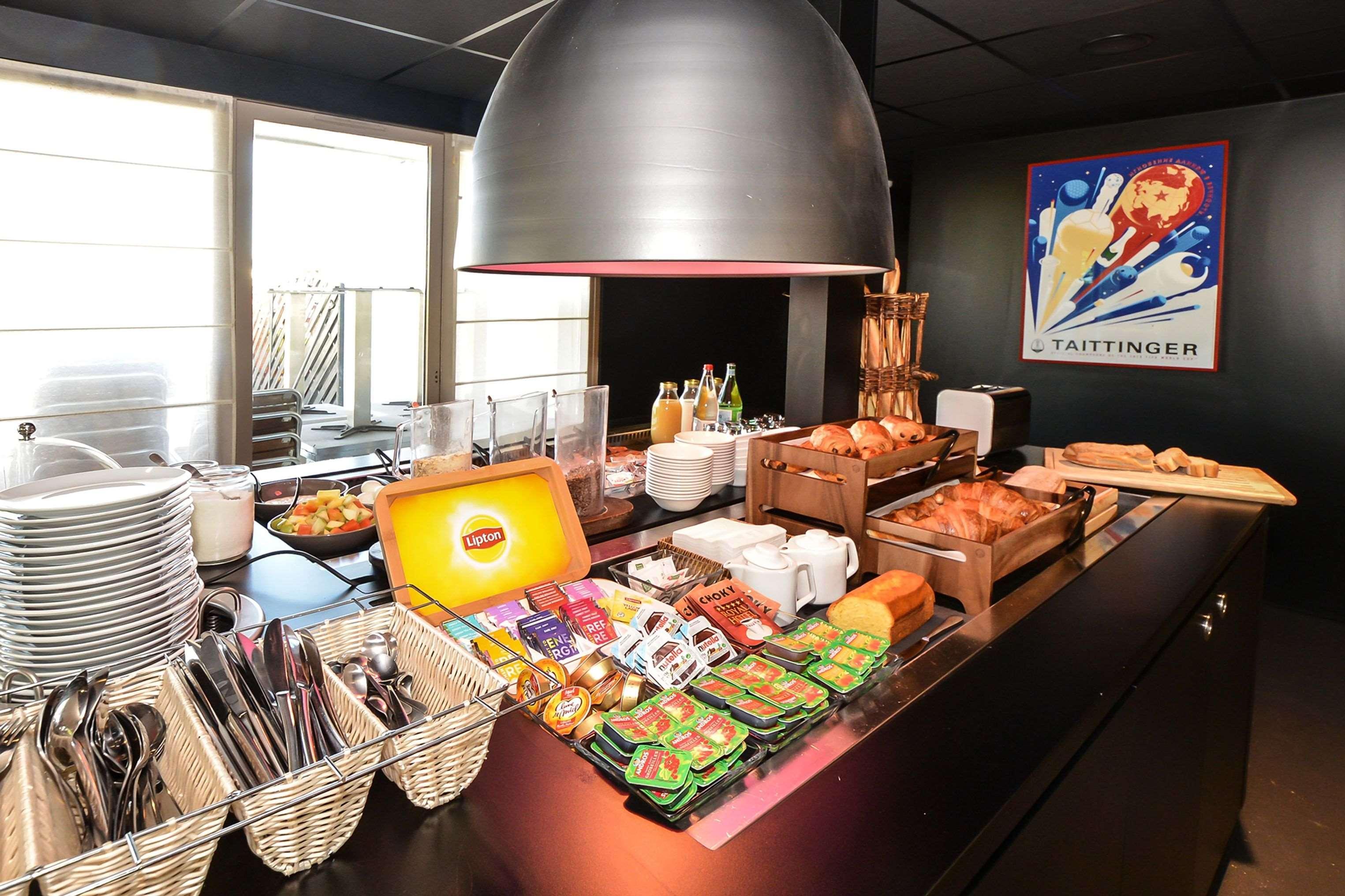 Campanile Reims Ouest - Hotel Tinqueux